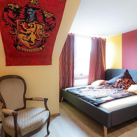 - Magical Harry Potter Apartment In Duisburg - 2 Mins Central Station Hbf - Kingsize Bed & Netflix - Eksteriør bilde