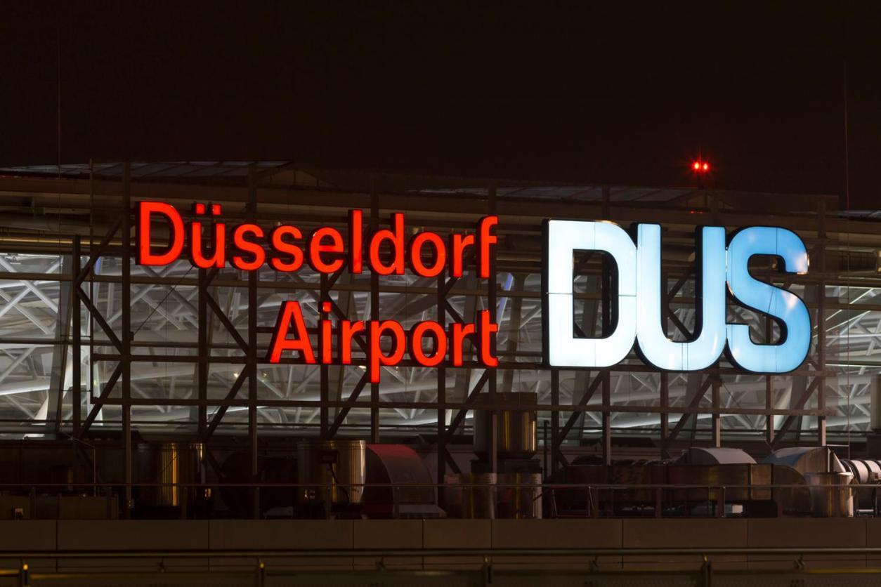 - Magical Harry Potter Apartment In Duisburg - 2 Mins Central Station Hbf - Kingsize Bed & Netflix - Eksteriør bilde